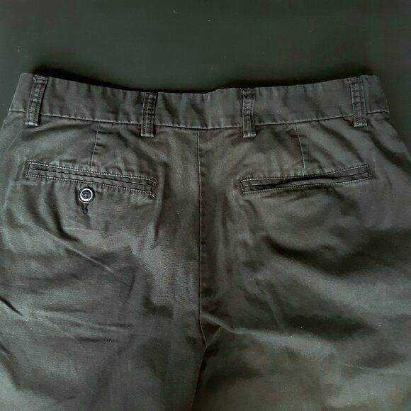 Old Navy SZ 32 Ultimate Slim Fit Men's Black Cotton Shorts - Picture 4 of 11